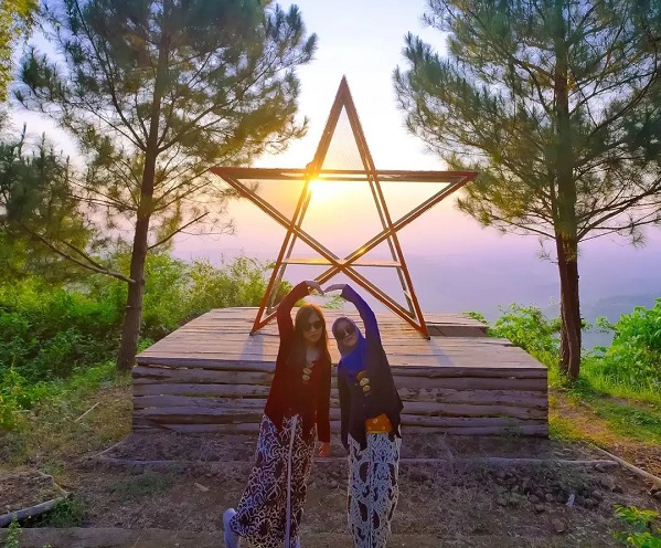 rute bukit lintang sewu dlingo bantul jogja