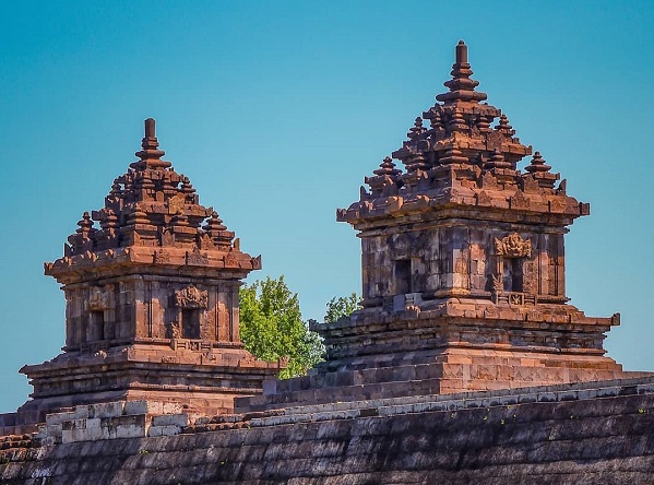 9 Tempat Wisata Sekitar Candi Prambanan Jogja | Harga Tiket Masuk Prambanan 2022 9 Tempat Wisata Sekitar Candi Prambanan Jogja | Harga Tiket Masuk Prambanan 2022